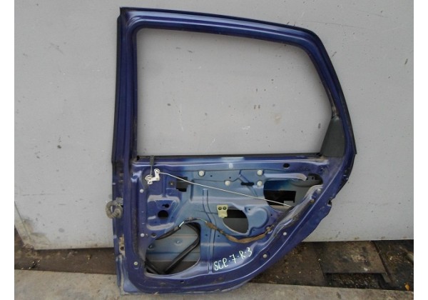 дверка права задня Renault Scenic 